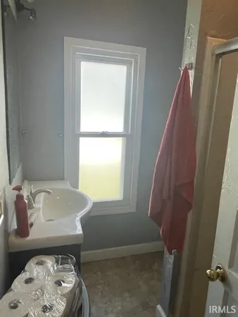 $104,900 | 1602 West Adams Street, Muncie, IN 47303