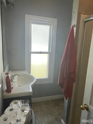 $104,900 | 1602 West Adams Street, Muncie, IN 47303