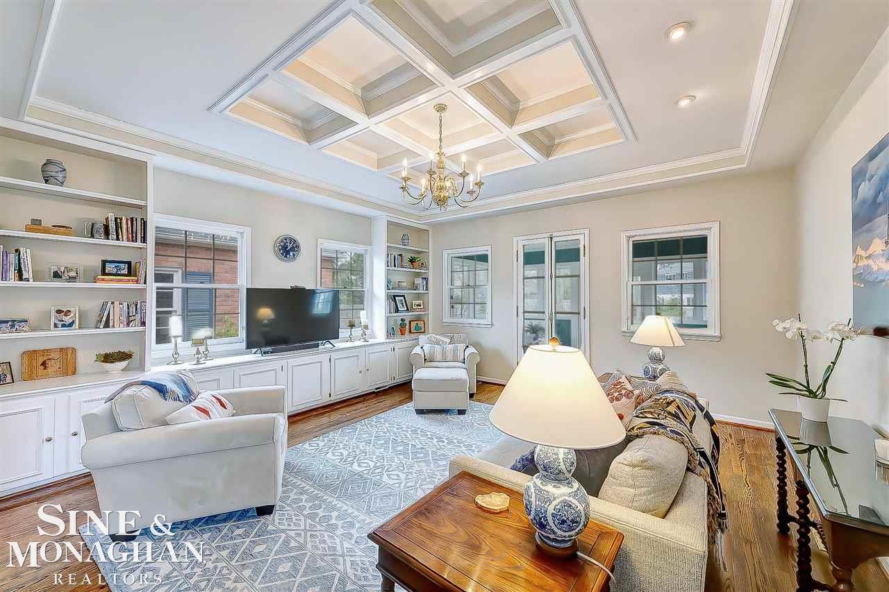 34 Edgemere Road Grosse Pointe Farms, MI 48236 - Photo 16 of 67
