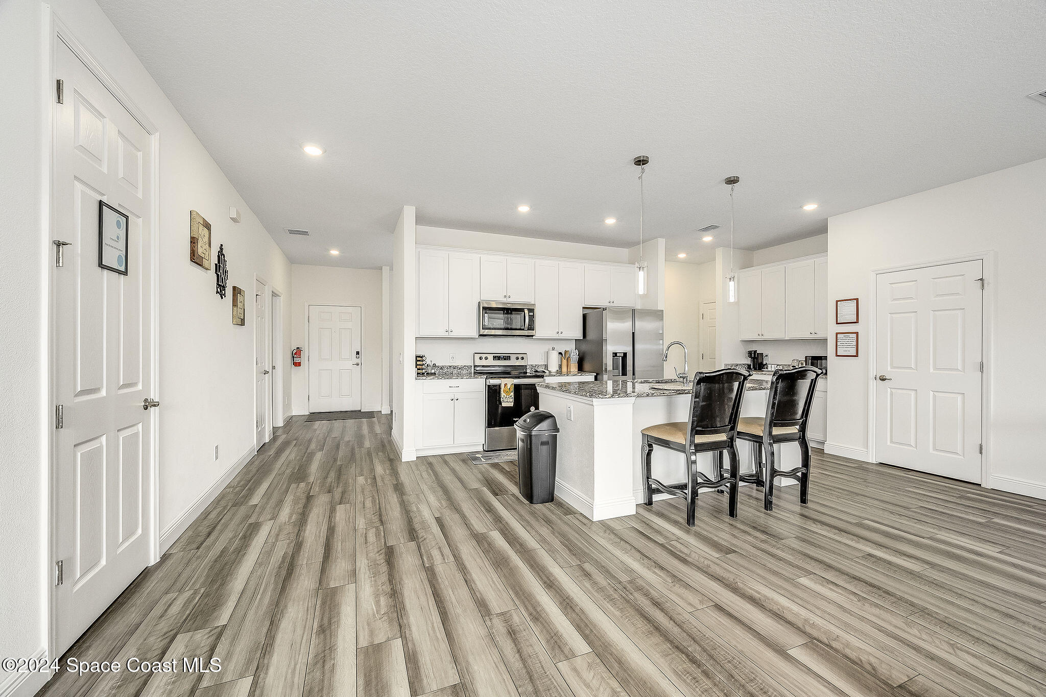 410 Old Road Palm Bay, FL 32908 - Photo 13 of 48 Kitchen