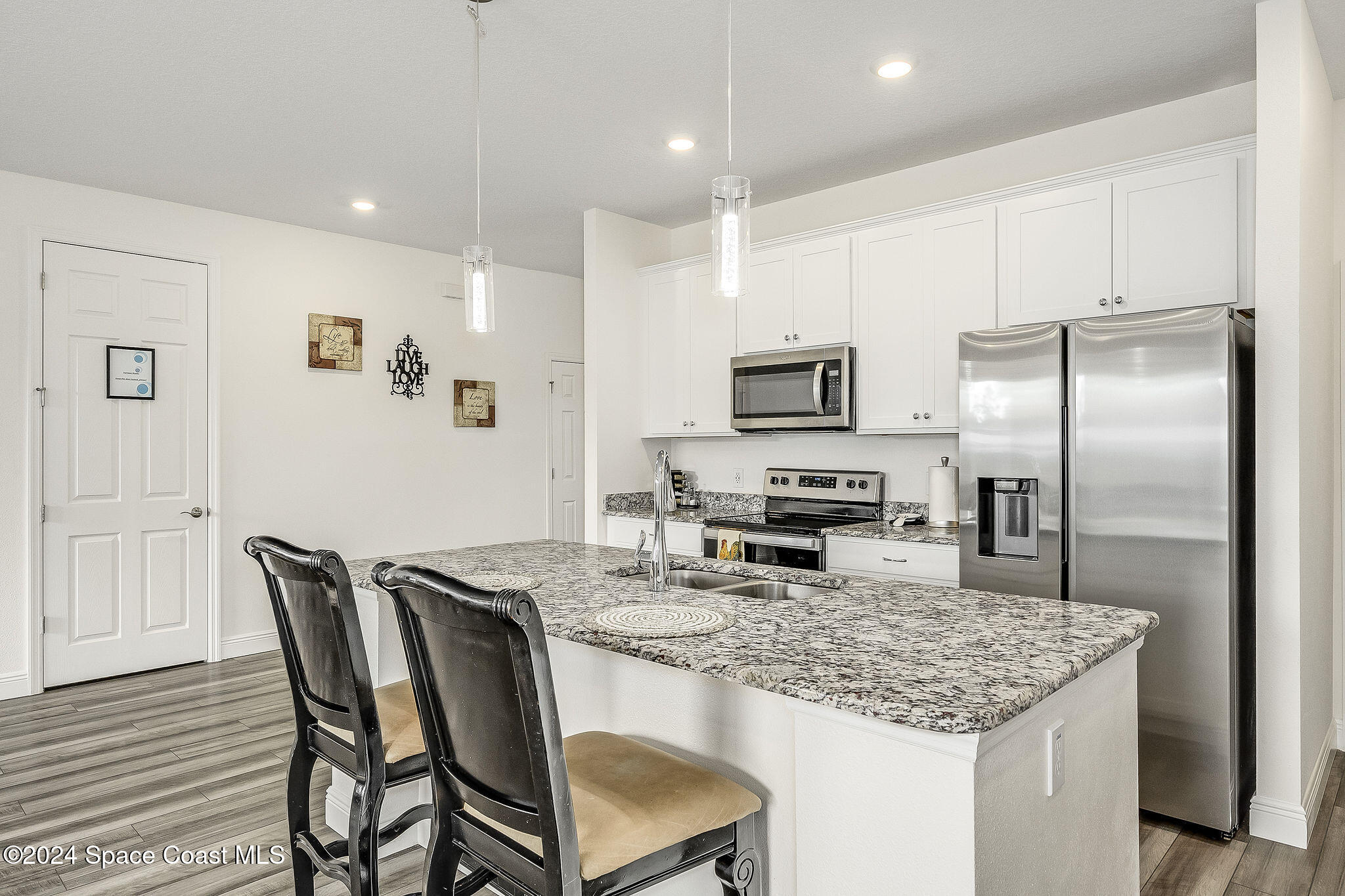 410 Old Road Palm Bay, FL 32908 - Photo 14 of 48 Kitchen