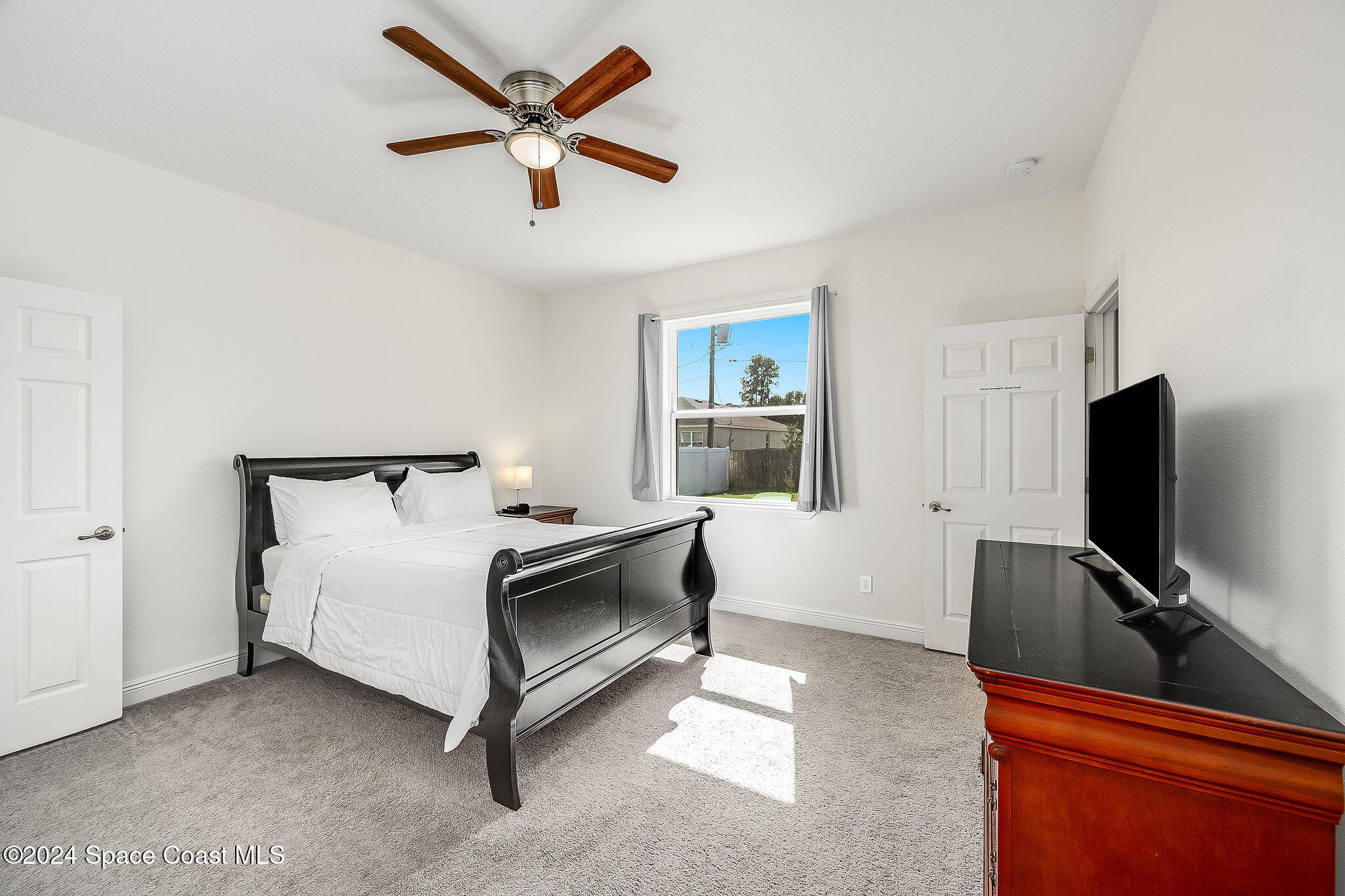 410 Old Road Palm Bay, FL 32908 - Photo 25 of 48 Primary Bedroom