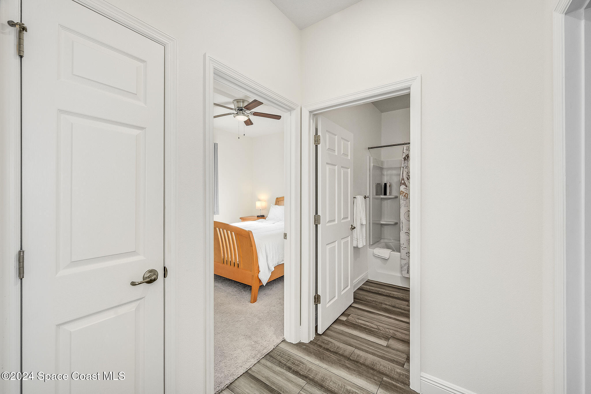 410 Old Road Palm Bay, FL 32908 - Photo 33 of 48 Hallway