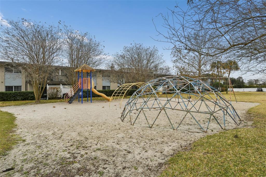 1695 Lee Road, Unit E215 Winter Park, FL 32789 - Photo 75 of 82