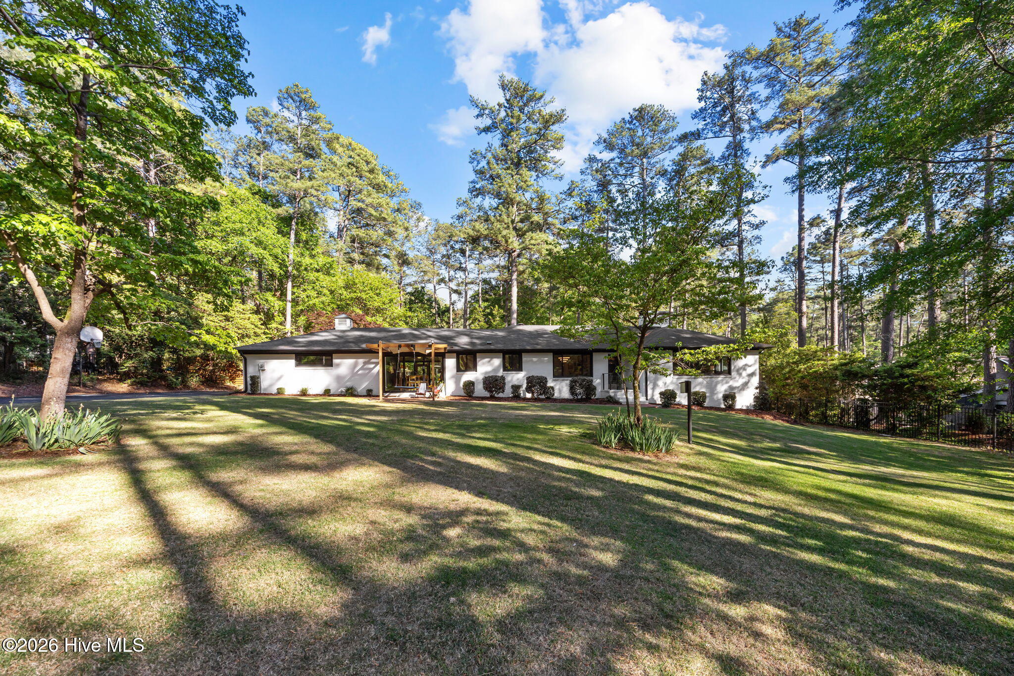 565 South Valley Road Southern Pines, NC 28387 - Photo 5 of 64 2-web-or-mls-IMG_6358