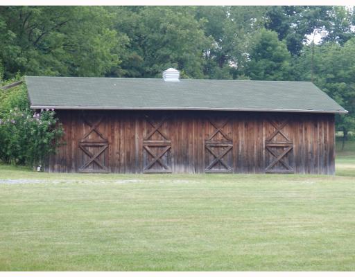 834 Field Club Road Pittsburgh, PA 15238 - Photo 4 of 8 Other. 6 cars and 2 horse stahls. Many uses for this barn