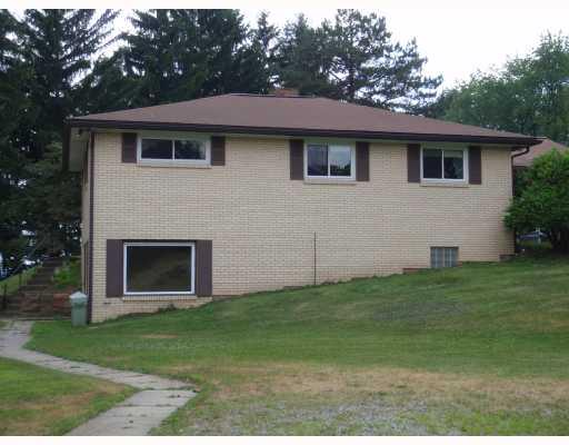834 Field Club Road Pittsburgh, PA 15238 - Photo 8 of 8 Exterior Front. Full basement with high ceilings+fireplace