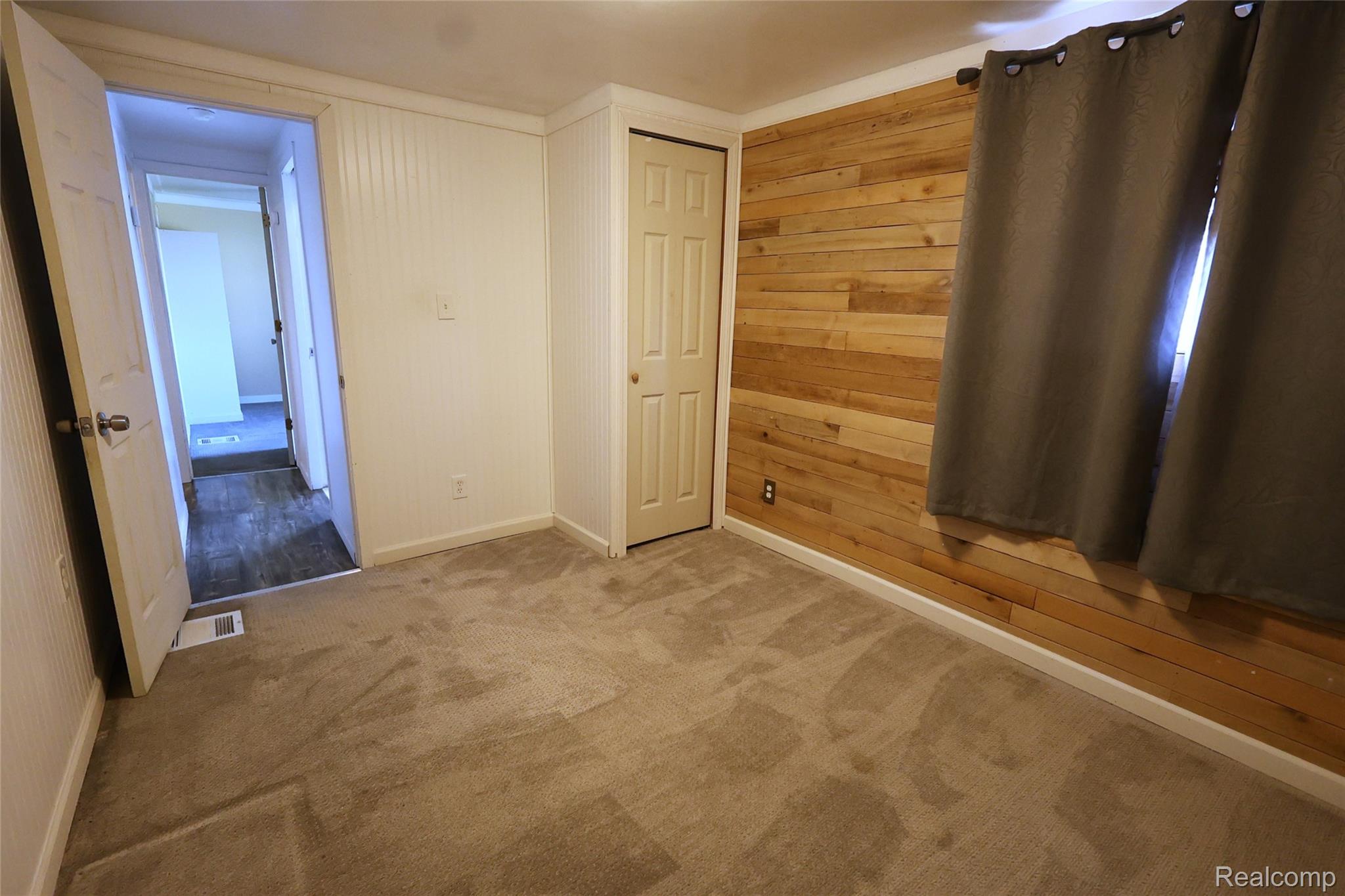 15676 Frazho Road Roseville, MI 48066 - Photo 9 of 20 Bed1-2.JPG