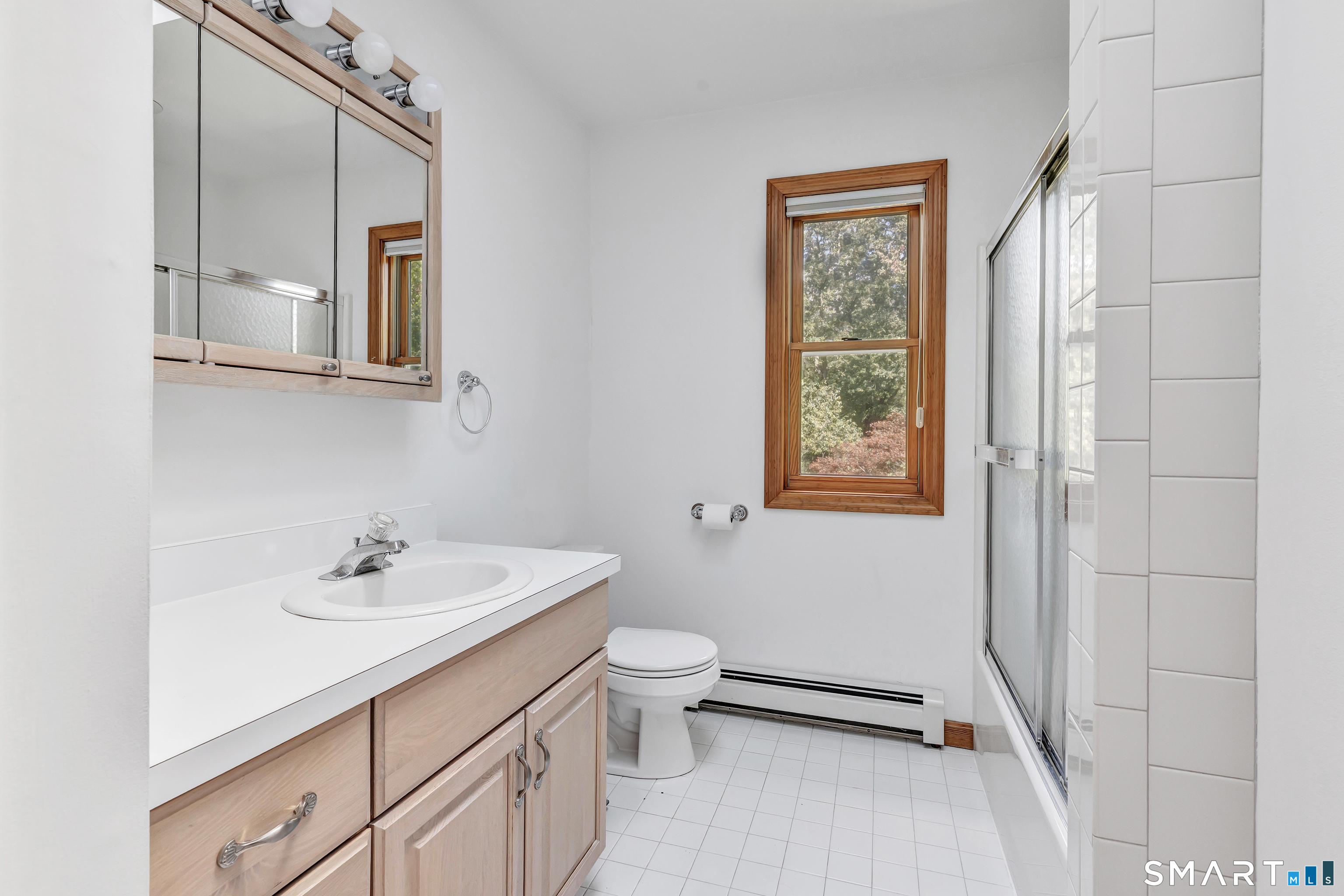 379 Waverly Road Shelton, CT 06484 - Photo 27 of 39 Gallery Image 27