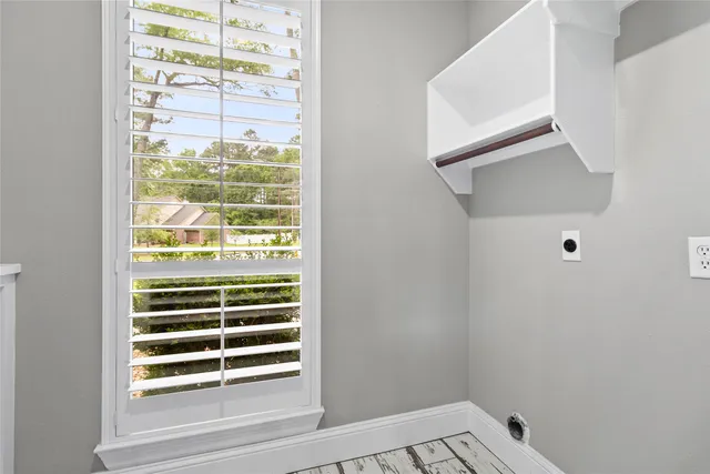 $500,000 | 300 Broadmoor Drive, Huntsville, TX 77340