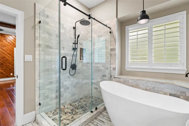 $500,000 | 300 Broadmoor Drive, Huntsville, TX 77340