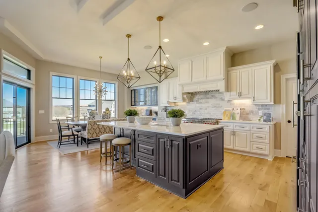 $1,495,000 | W289-s5532 W289-s5532 White Pine, Waukesha, WI 53189