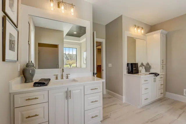 $1,495,000 | W289-s5532 W289-s5532 White Pine, Waukesha, WI 53189