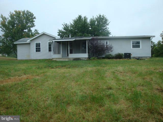 2000 Fort Valley Road Fort Valley, VA 22652 - Photo 5 of 25 a house view with a outdoor space