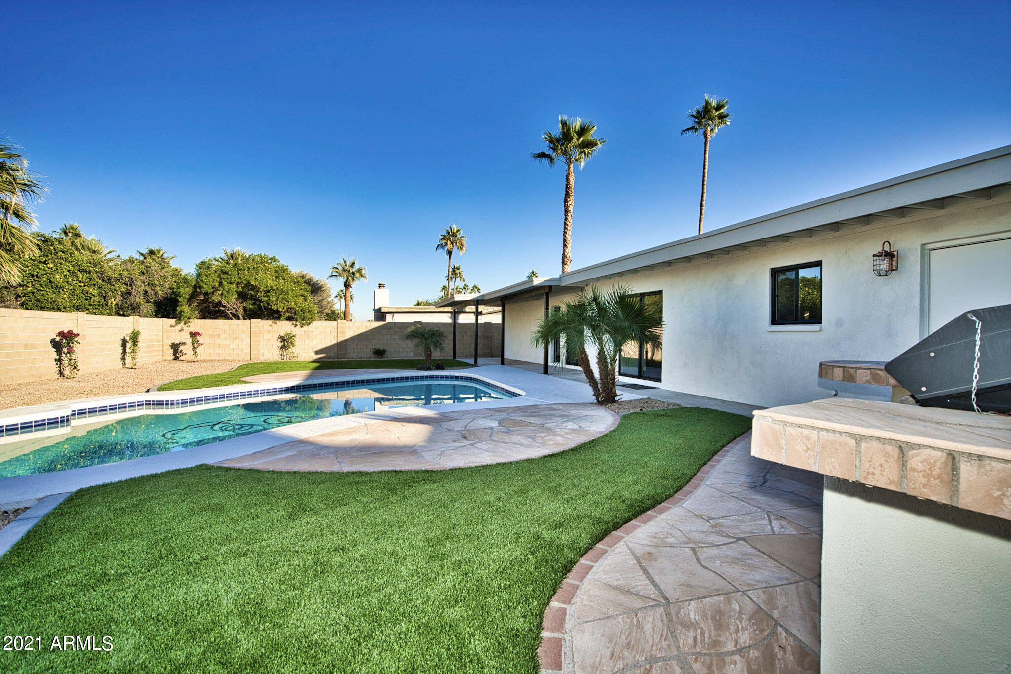 3732 East Shangri La Road Phoenix, AZ 85028 - Photo 15 of 77 64-DSC09310