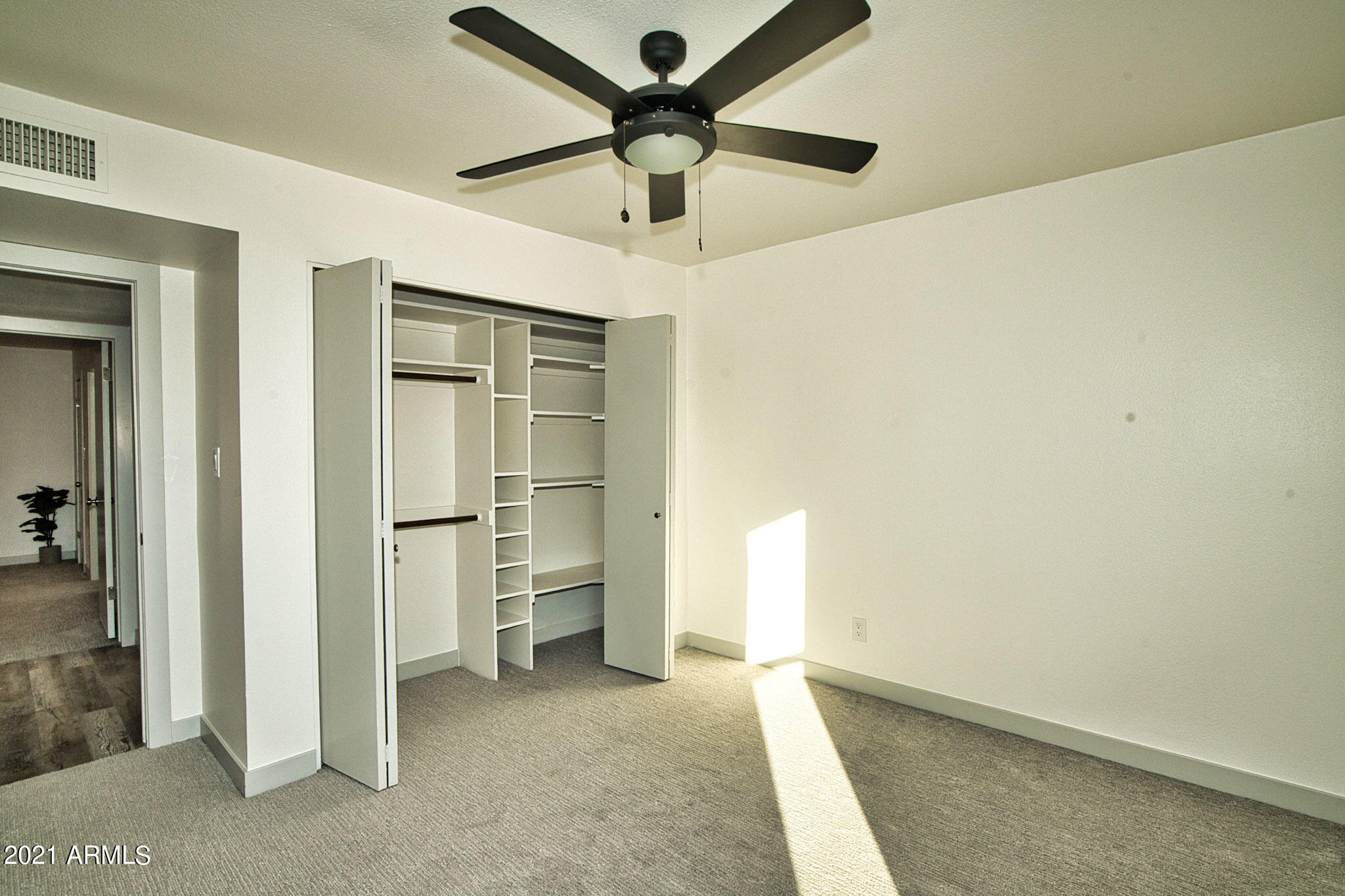 3732 East Shangri La Road Phoenix, AZ 85028 - Photo 49 of 77 45-DSC09277