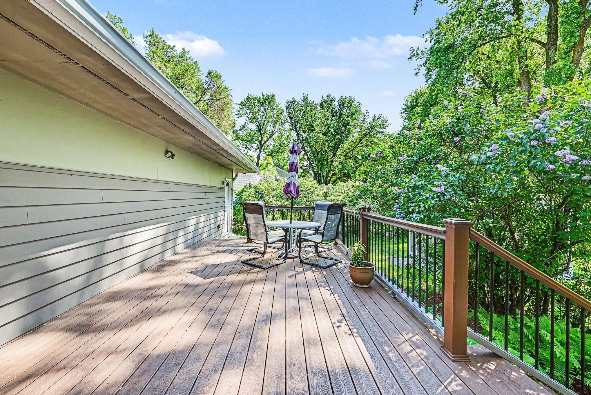 400 Milbert Road Minnetonka, MN 55305 - Photo 9 of 14