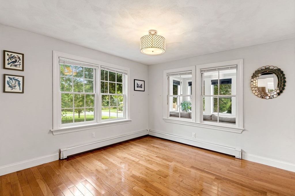 45 County Road Andover, MA 01810 - Photo 8 of 41