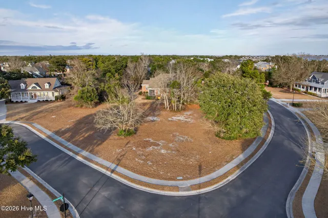 $324,900 | 32 Salt Marsh Lane, Hampstead, NC 28443