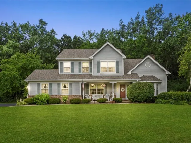 $839,000 | 1625 Churchill Court, Libertyville, IL 60048