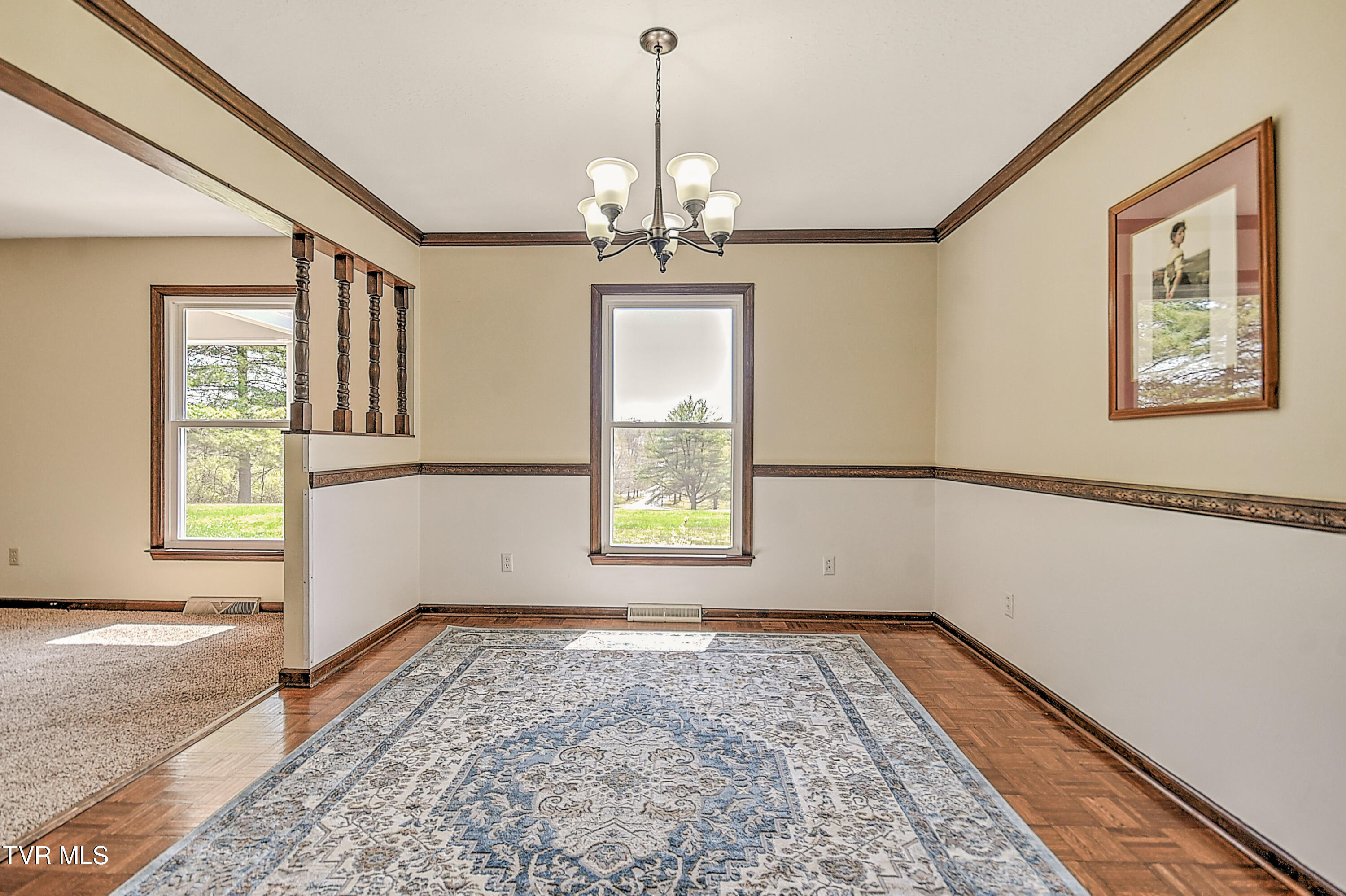 646 Meadow View Road Bristol, TN 37620 - Photo 12 of 53 646 Meadowview RE-16