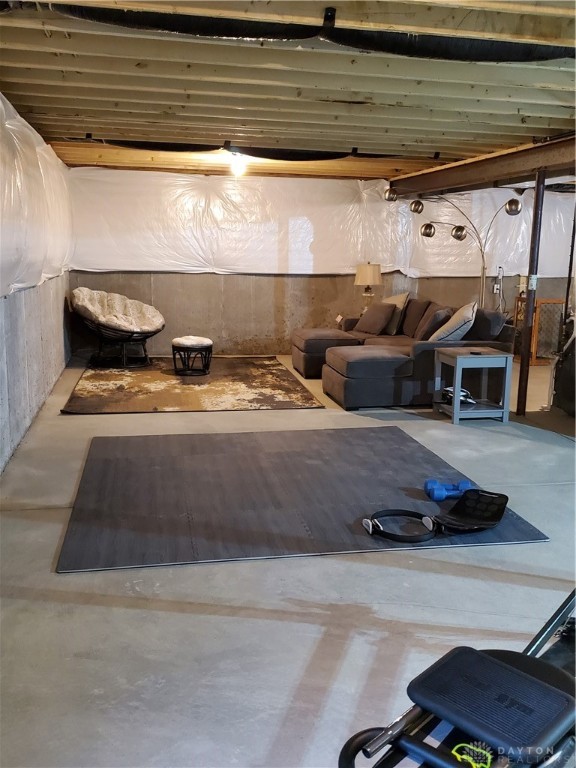 209 South Tuttle Road Springfield, OH 45505 - Photo 24 of 31 Spacious basement for all your needs and more