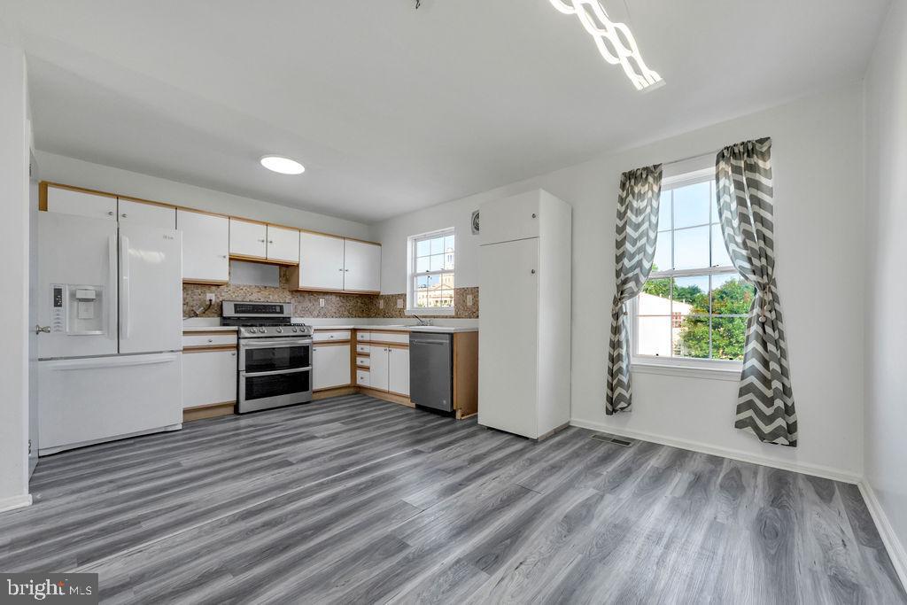 20 Rudy Robinson Way Philadelphia, PA 19139 - Photo 7 of 26