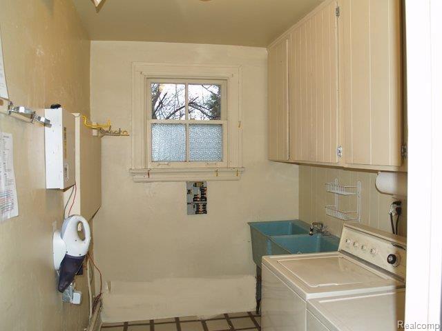 305 Lincoln Road Grosse Pointe, MI 48230 - Photo 18 of 20 Laundry