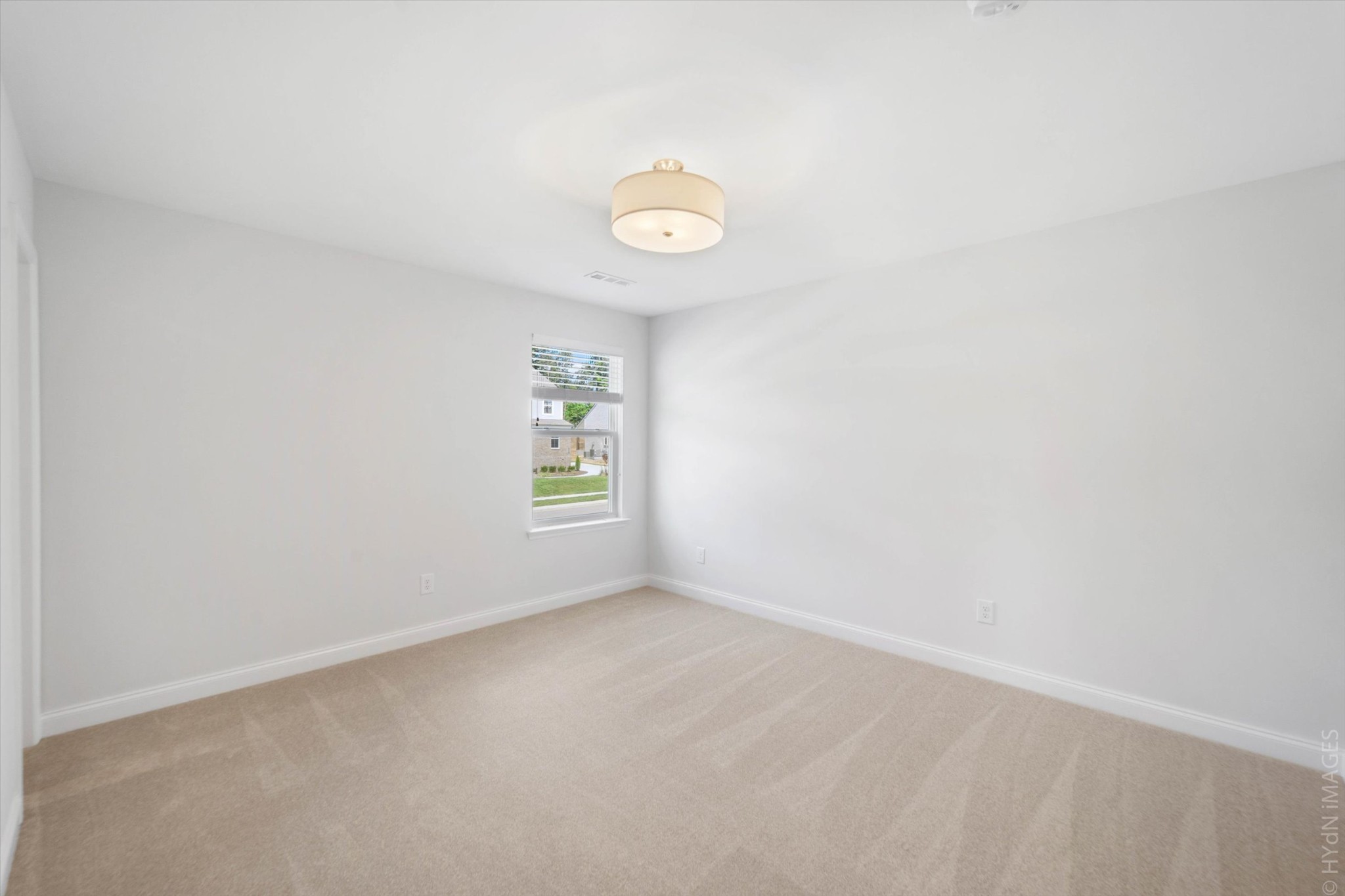 88 Remington Road Lebanon, TN 37090 - Photo 29 of 50 a view of an empty room with a window