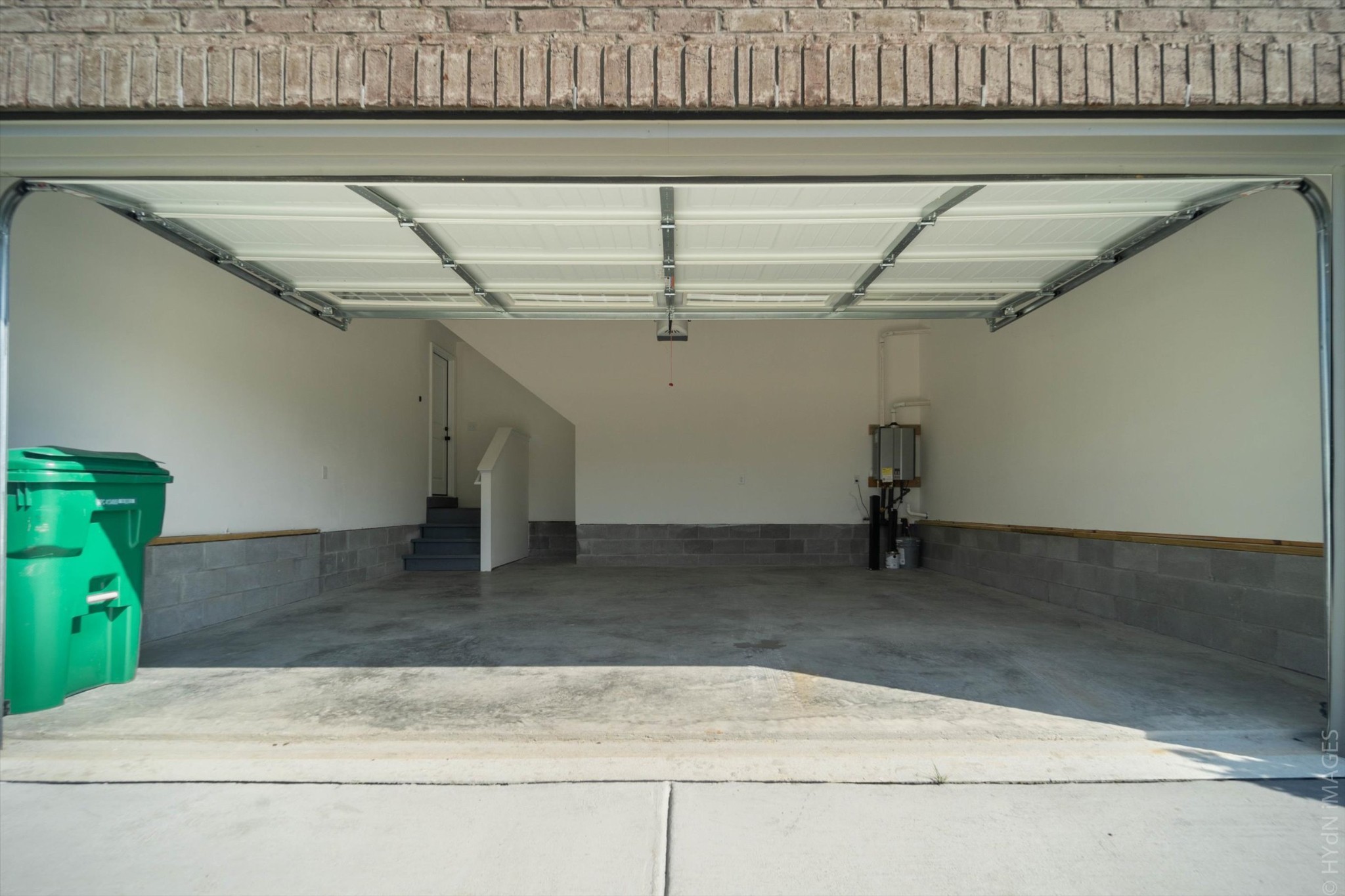 88 Remington Road Lebanon, TN 37090 - Photo 37 of 50 a view of a garage