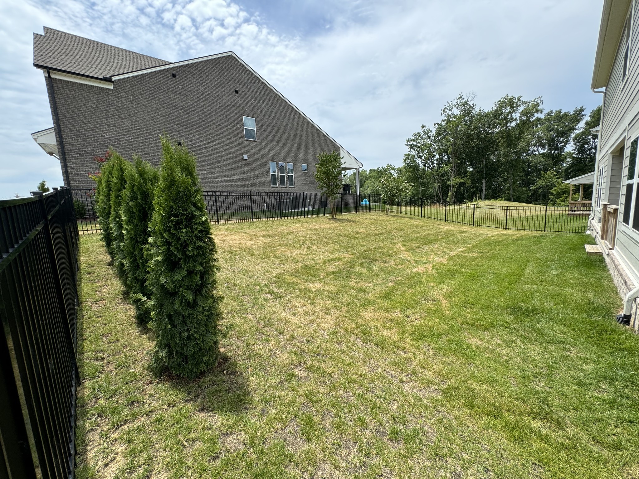 88 Remington Road Lebanon, TN 37090 - Photo 45 of 50 a building with trees in the background