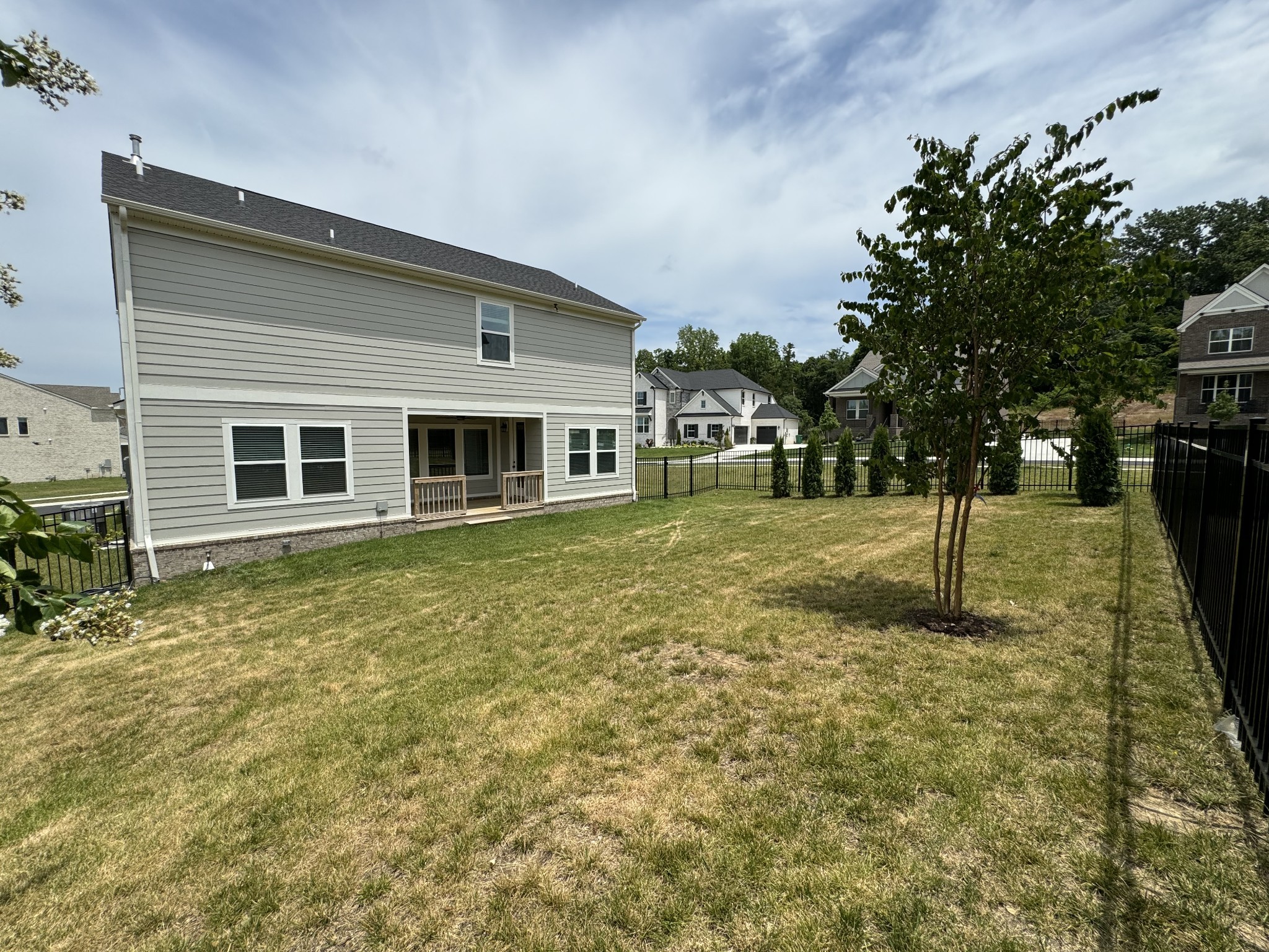 88 Remington Road Lebanon, TN 37090 - Photo 47 of 50 a front view of a house with garden