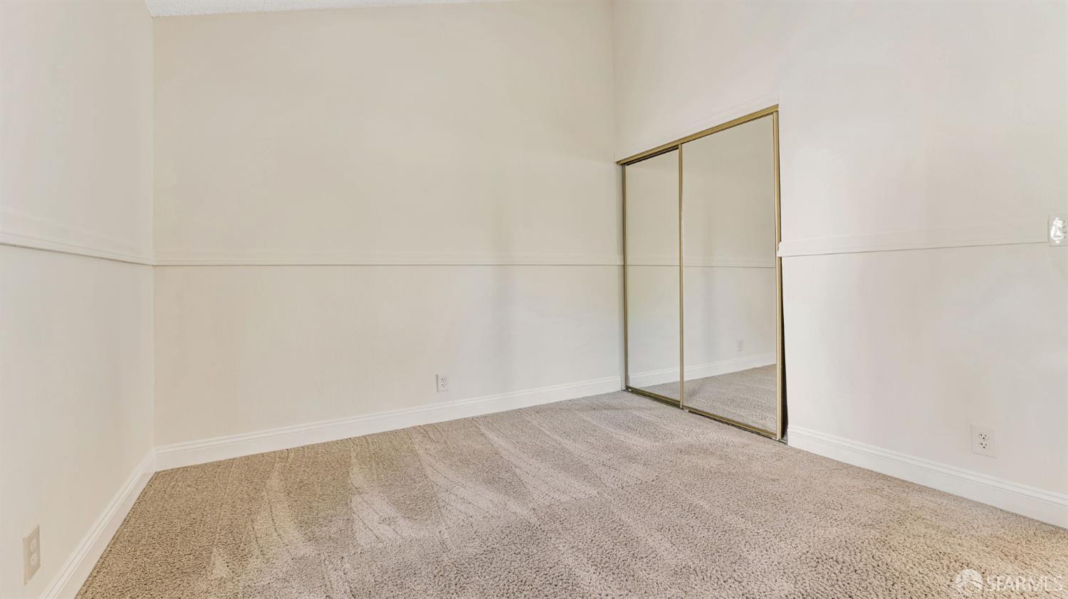 107 Alice Lane El Sobrante, CA 94803 - Photo 21 of 39 an empty room with a empty space
