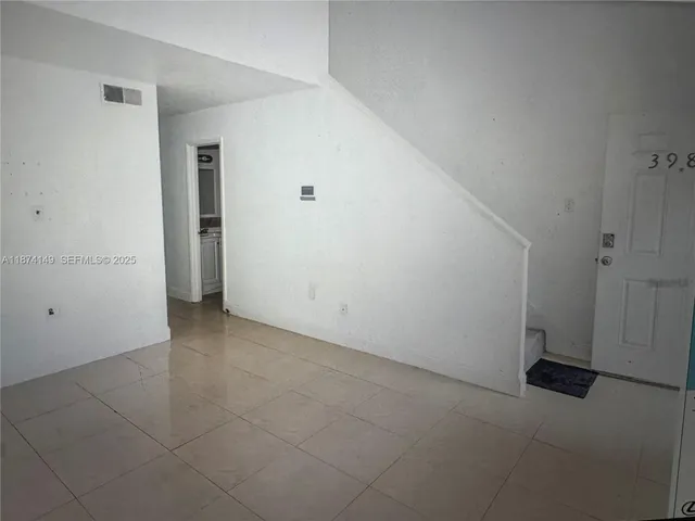 an empty room with a empty space