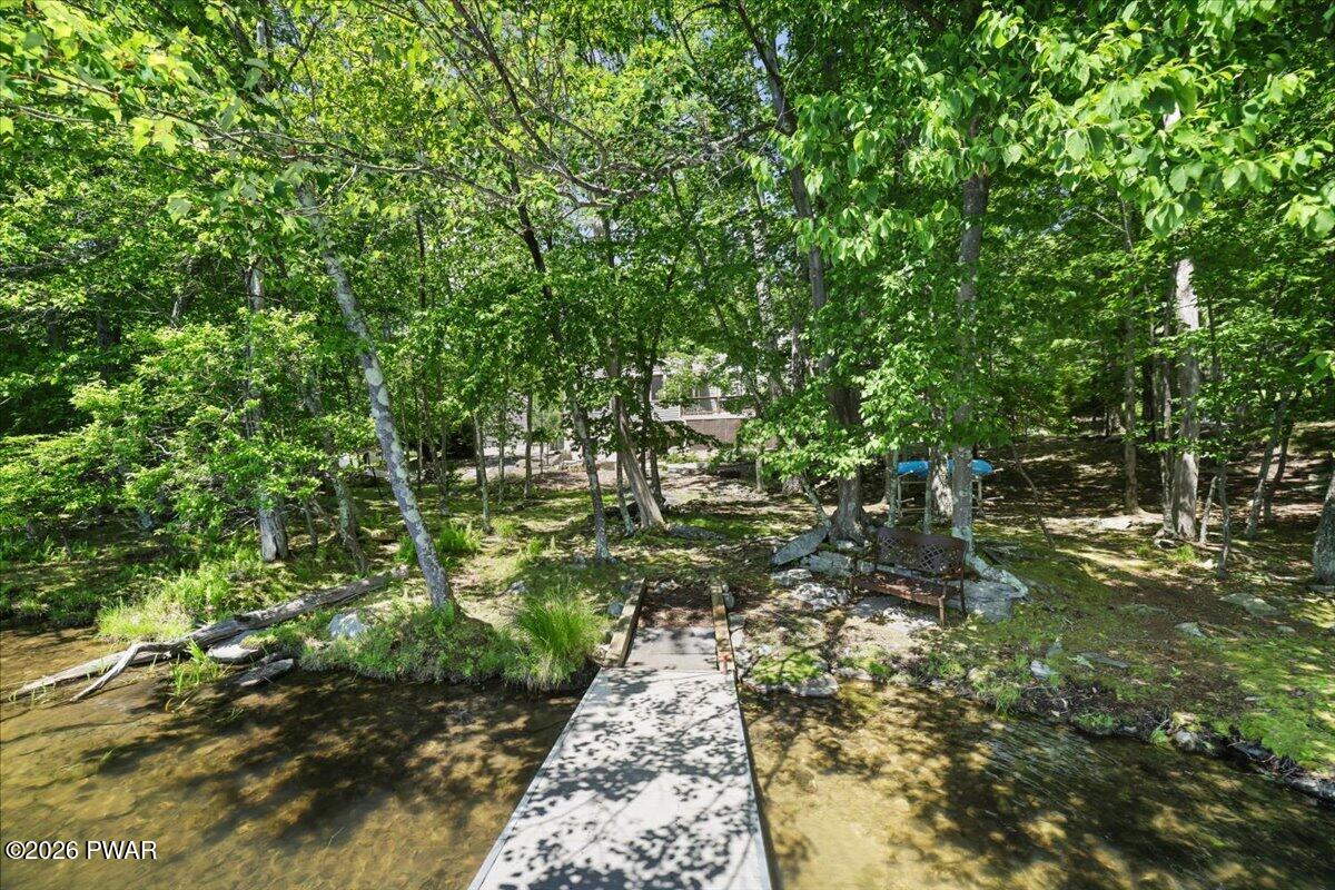 2350 Eagle Path Bushkill, PA 18324 - Photo 37 of 53