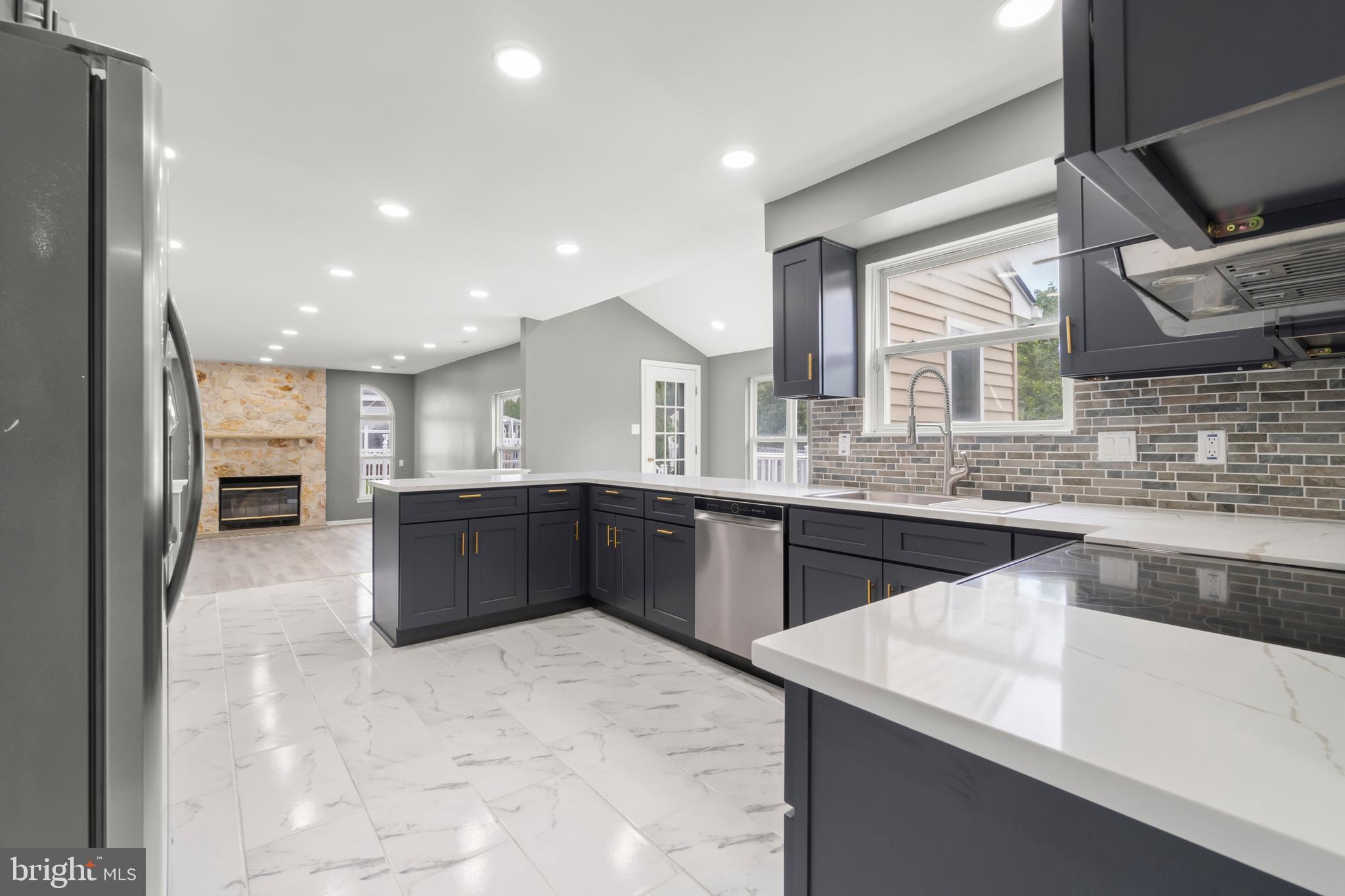 105 Rabbit Run Road Sewell, NJ 08080 - Photo 12 of 46