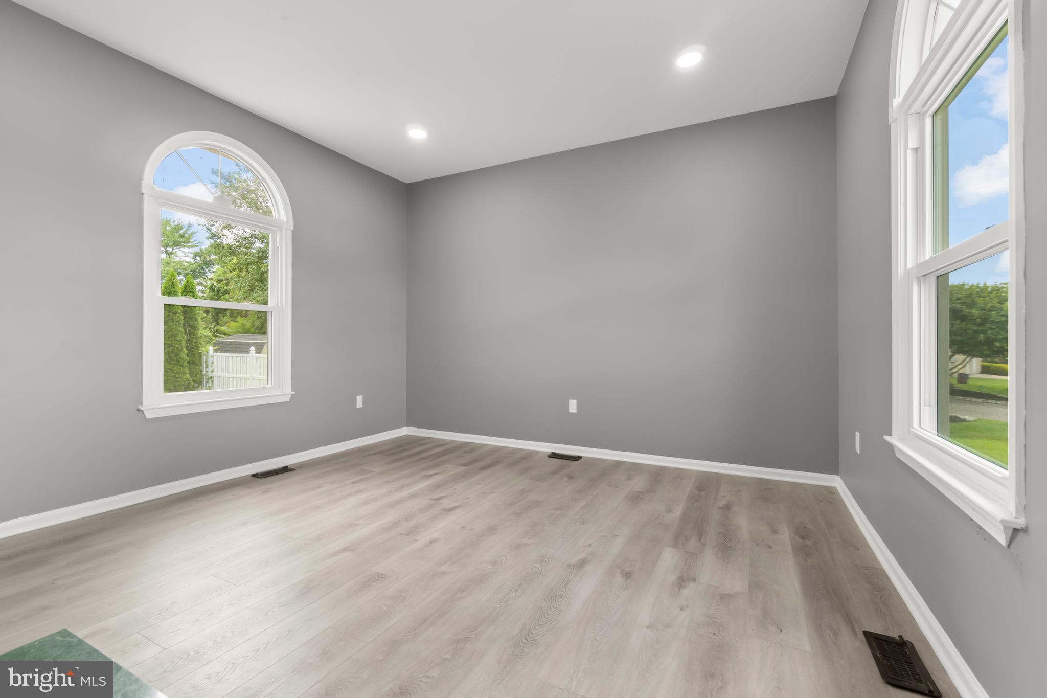 105 Rabbit Run Road Sewell, NJ 08080 - Photo 6 of 46