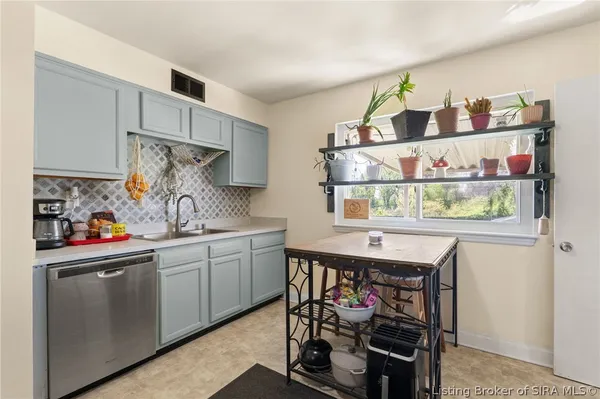 $190,000 | 1706 Herby Drive, Jeffersonville, IN 47130