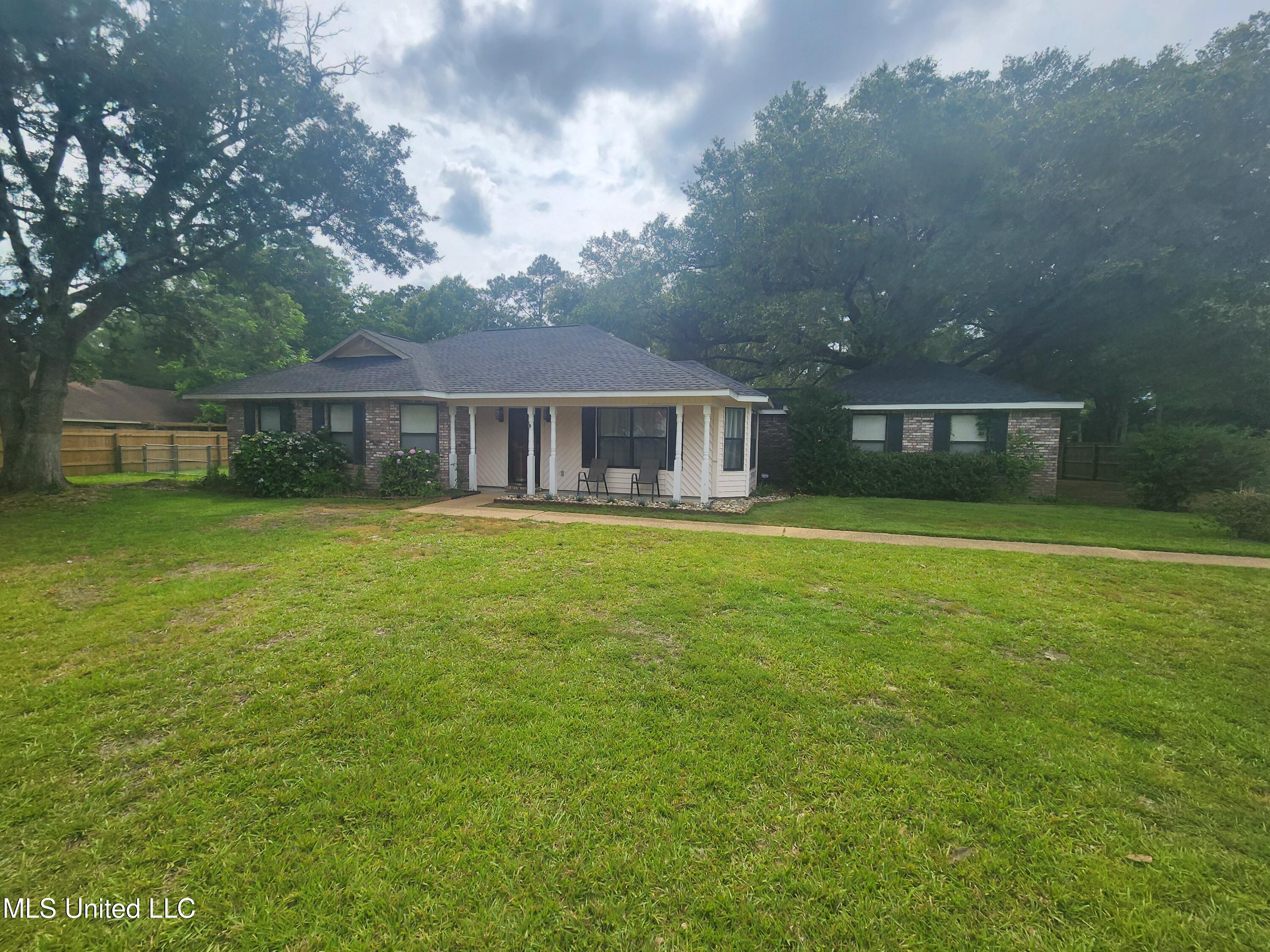 13349 Lorraine Road Biloxi, MS 39532 - Photo 1 of 17 front