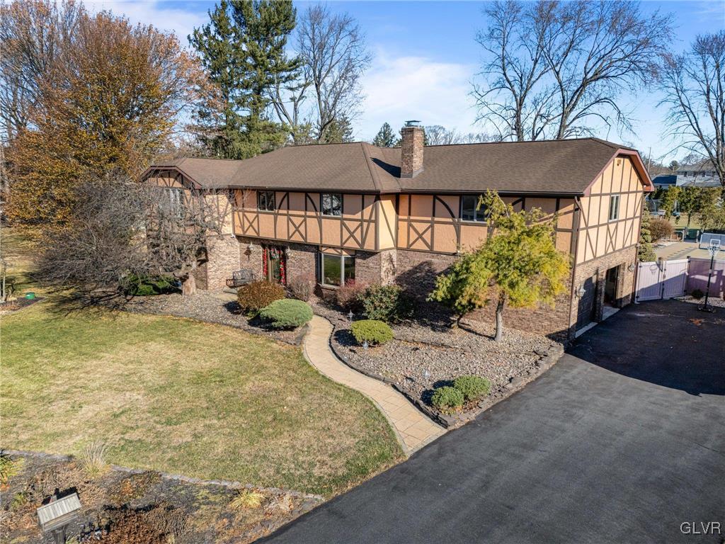 3417 Bridlepath Road Easton, PA 18045 - Photo 4 of 61 Gallery Image 4