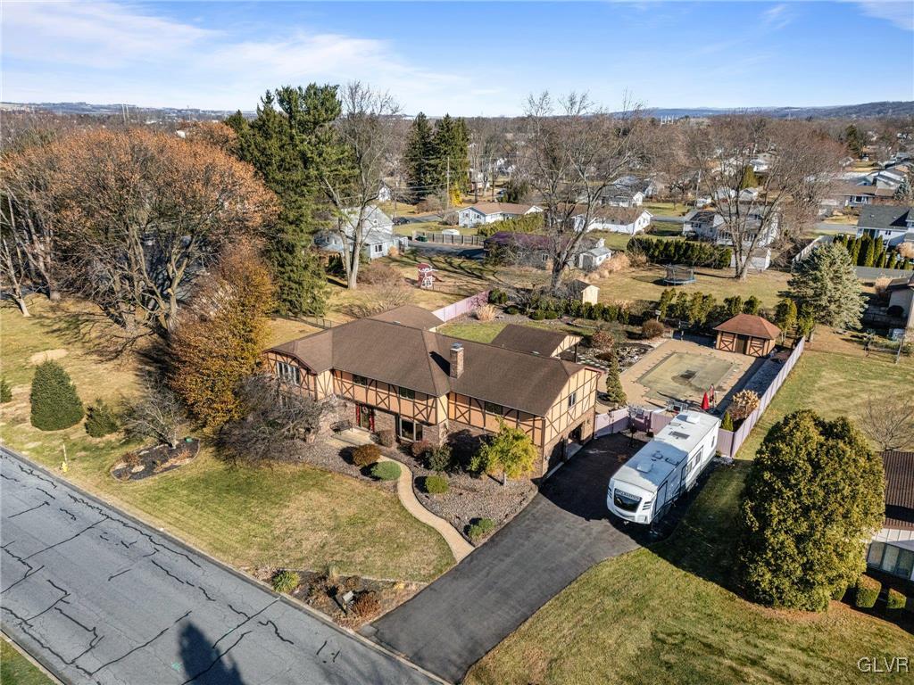 3417 Bridlepath Road Easton, PA 18045 - Photo 5 of 61 Gallery Image 5