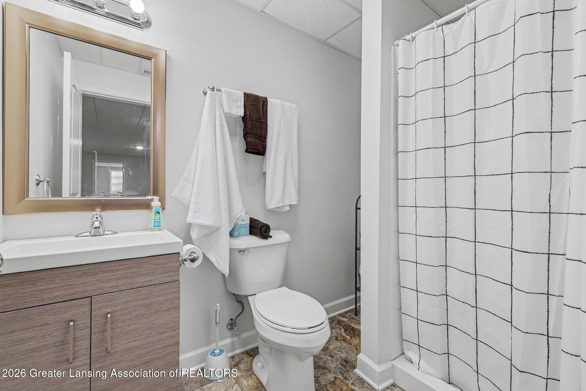 4011 Eastbridge Road Stockbridge, MI 49285 - Photo 16 of 25 Basement Full Bath