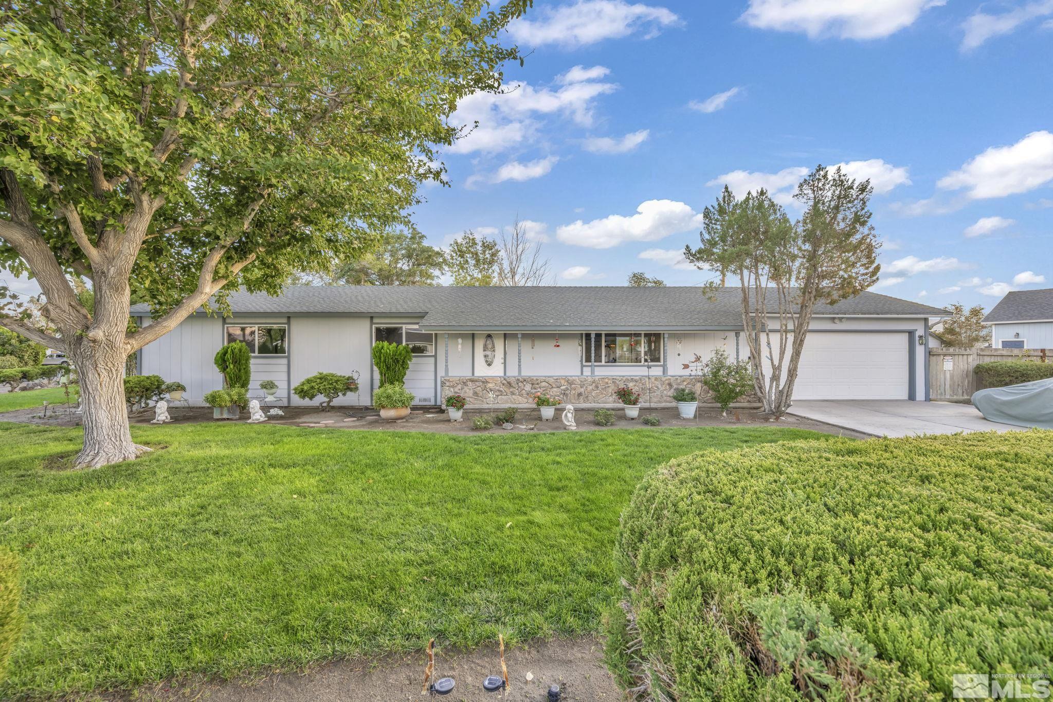 260 Arrow Street, Fernley, NV 89408 Compass