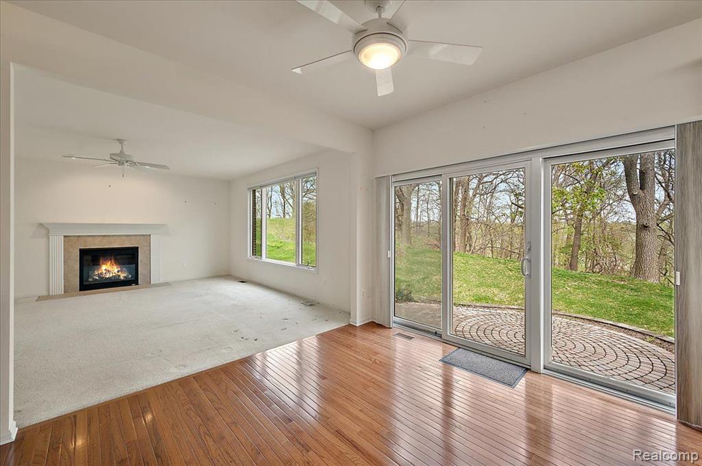 1043 Moran Drive Rochester, MI 48307 - Photo 11 of 48 Gallery Image 11