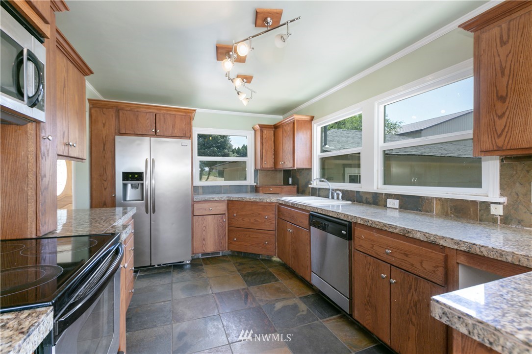 5220 Norman Road Yakima, WA 98901 - Photo 14 of 27 Gallery Image 14