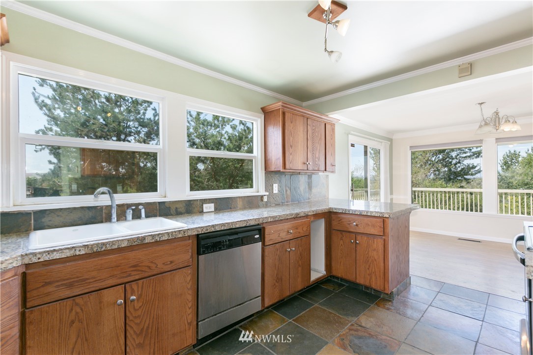 5220 Norman Road Yakima, WA 98901 - Photo 15 of 27 Gallery Image 15