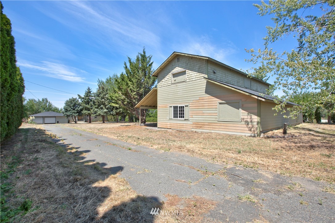 5220 Norman Road Yakima, WA 98901 - Photo 9 of 27 Gallery Image 9