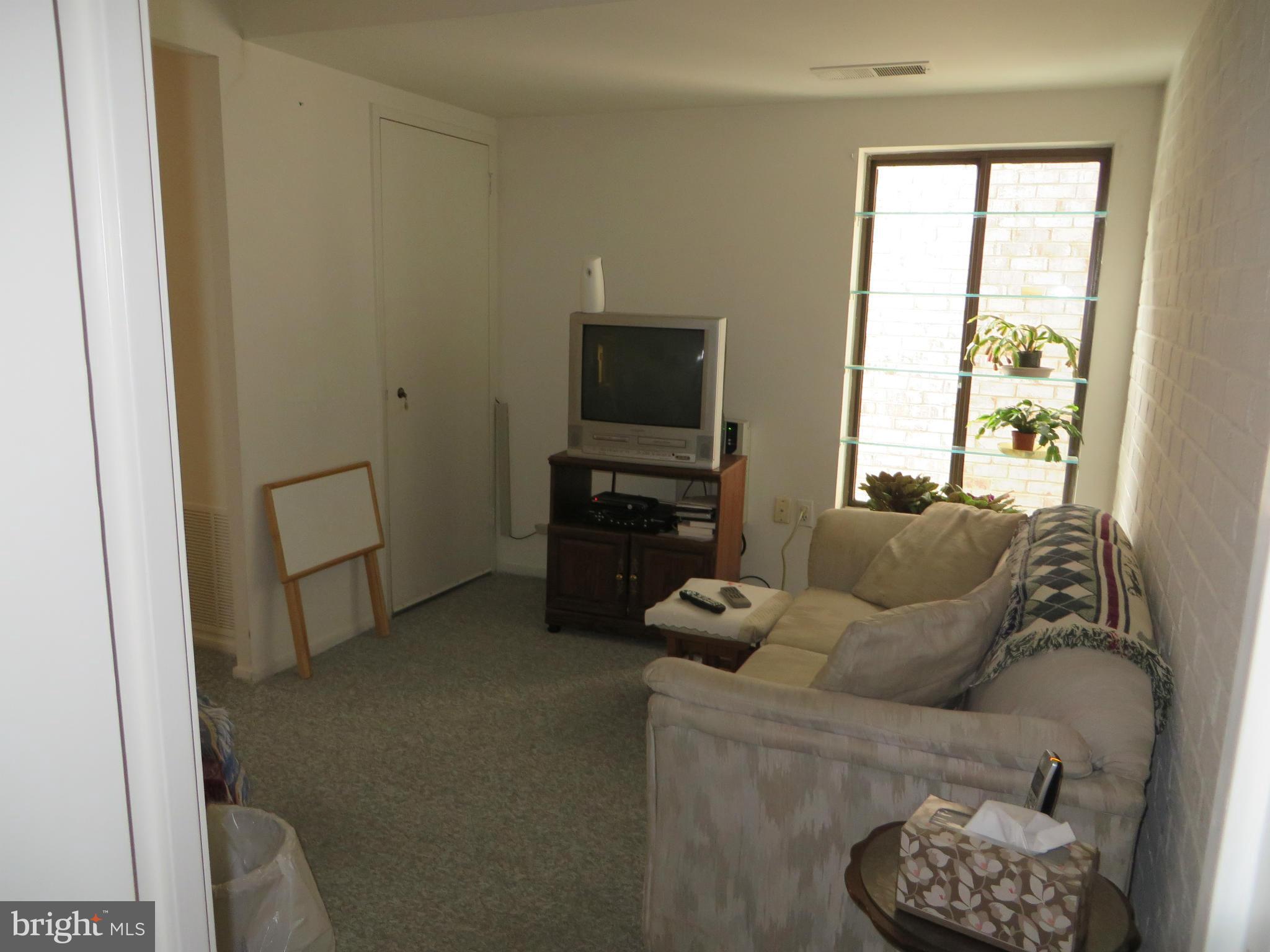 10002 Stedwick Road, Unit 201 Gaithersburg, MD 20886 - Photo 8 of 10 Interior (General)