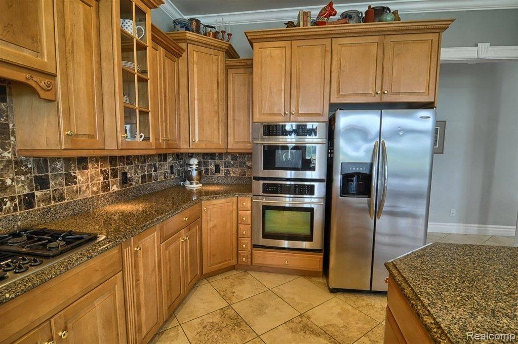 72668 Campground Road Romeo, MI 48065 - Photo 8 of 32 Kitchen 3rd View
