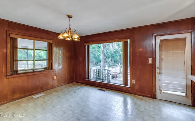 $40,000 | 415 Sylvan Trail, Jackson, MS 39209